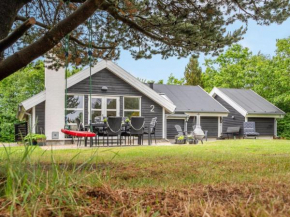 Holiday Home Matthis - 500m to the inlet by Interhome
